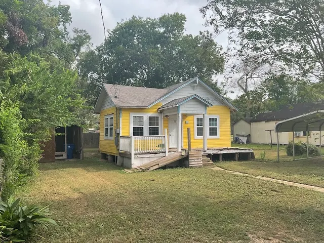 Cheap Pecan Oaks Real Estate