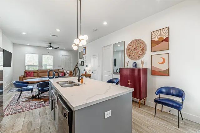 Popular Dewalt Place Real Estate