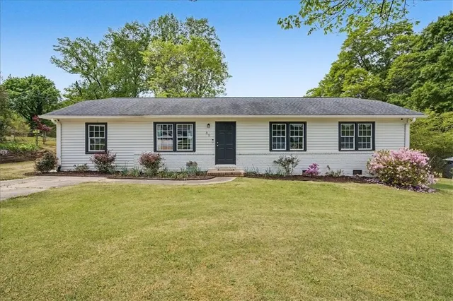 Popular Colonial Hills Real Estate