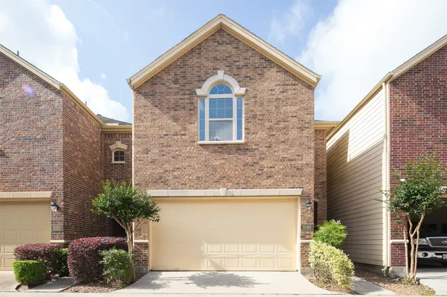 Popular Oasis InTown Real Estate