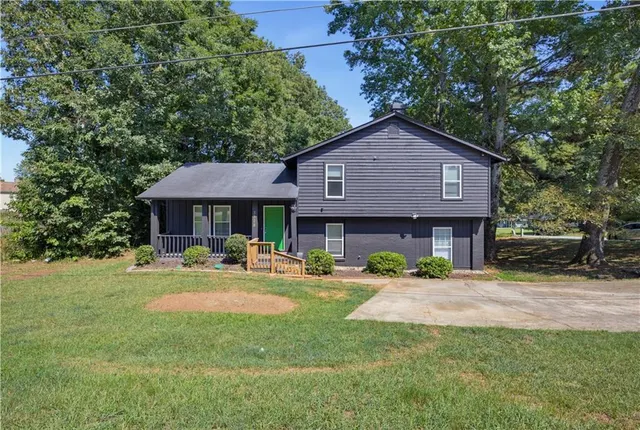 Popular Lincolndale Real Estate