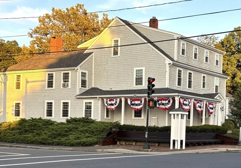 133 Route 6A, Sandwich, MA 02563