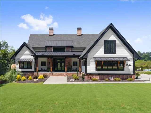 Popular Sweetgrass Real Estate