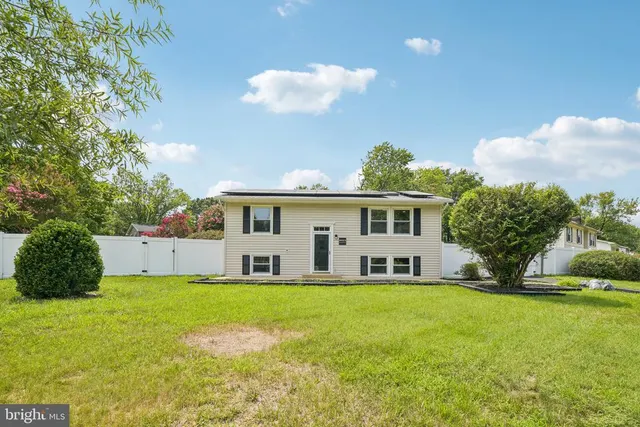 Popular Oak Grove Terrace Real Estate