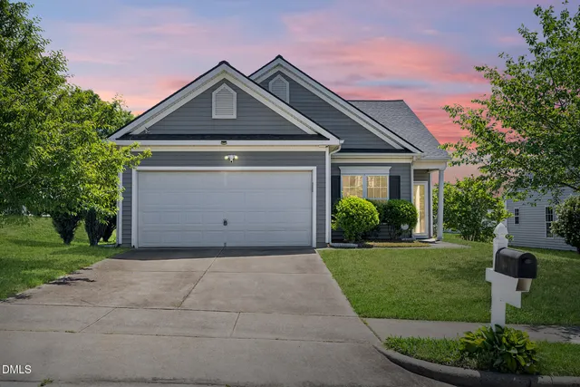 Popular Meadowcreek Real Estate
