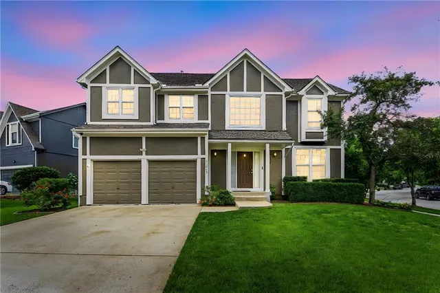 Popular Pheasant Run Real Estate