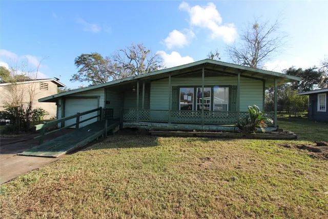 Cheap Lake Jackson Real Estate