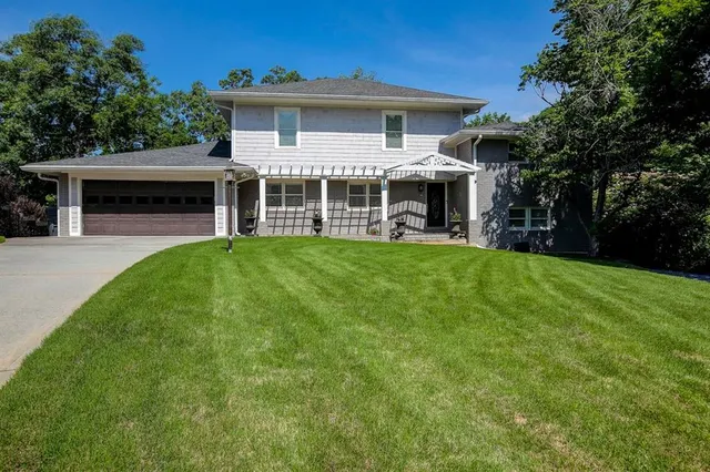 Popular Hickory Grove Real Estate