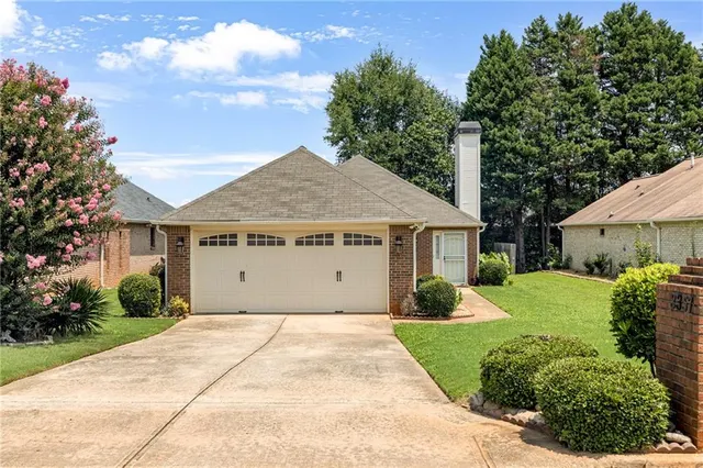 Popular Salem Cove Real Estate