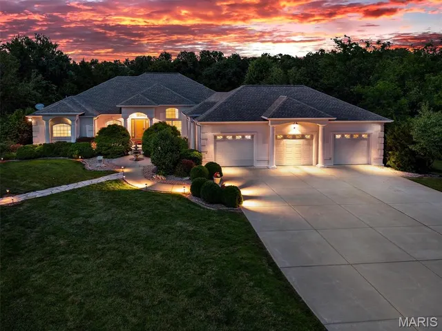 Popular Raven Meadows Real Estate