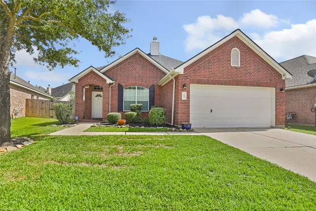 Popular Memorial Springs Real Estate