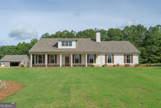 Popular Hawks Crossing Real Estate