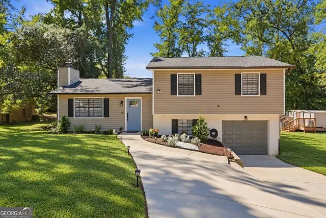 Popular Valencia Real Estate