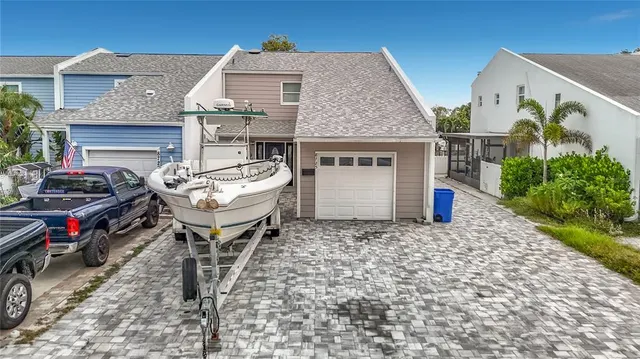 Cheap BAY CREST PARK UNIT 21 Real Estate