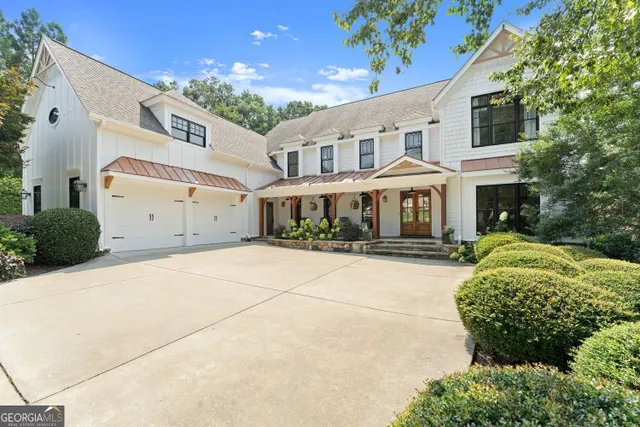 Expensive Highland Manor Real Estate