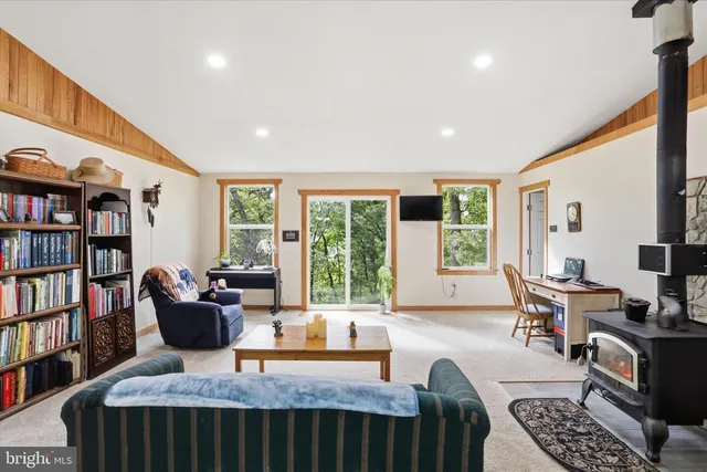 Popular Valley High Timber Farms Real Estate