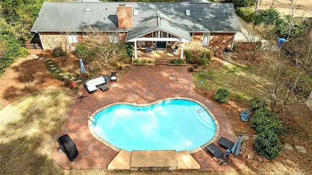 Expensive Wells Place Real Estate