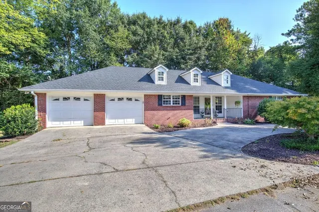 Popular Greenbriar Real Estate