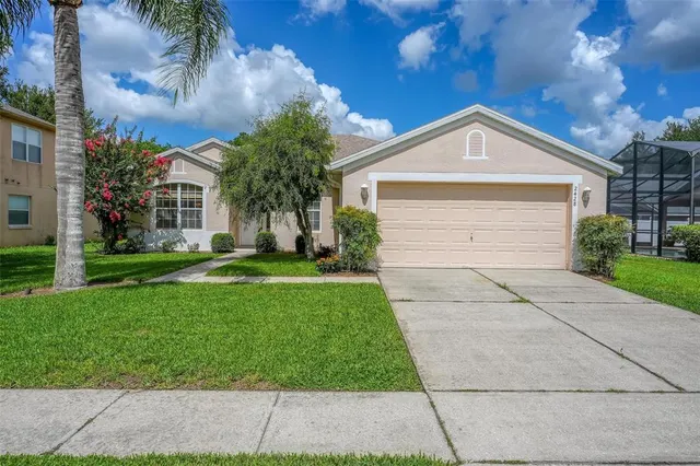 Cheap WEKIVA CLUB Real Estate