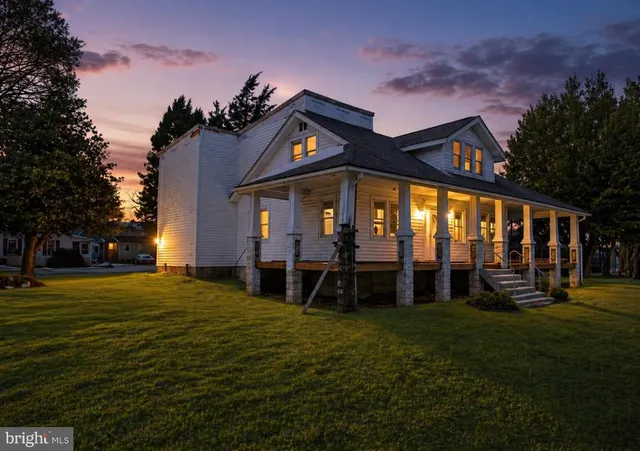 Popular Middleborough Real Estate