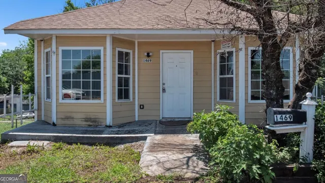 Cheap Lakewood Heights Real Estate