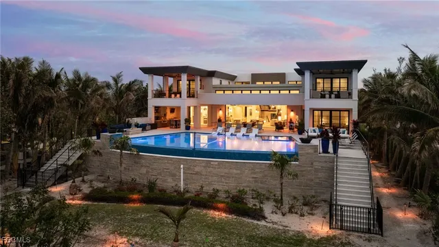 Expensive METES AND BOUNDS Real Estate