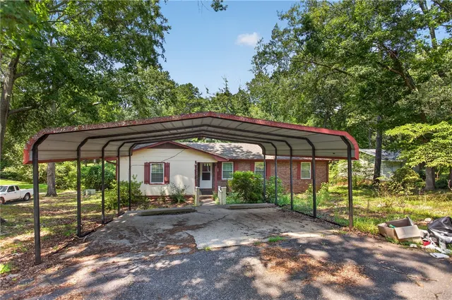 Cheap Cedar Creek Real Estate