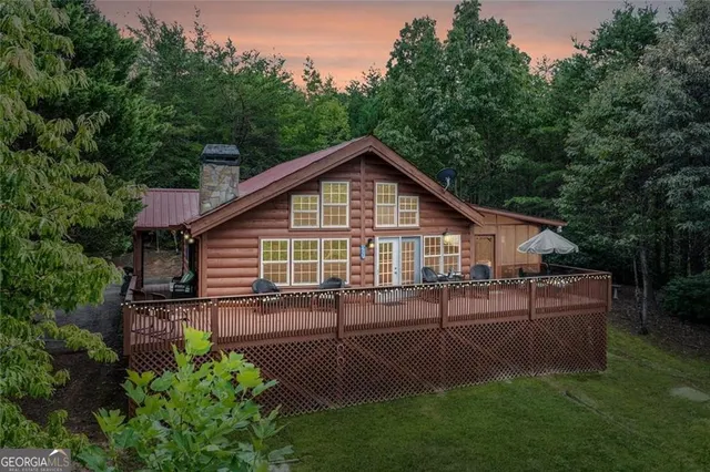 Cheap HIGHCREST SUMMIT Real Estate