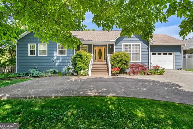Popular Plantation Villas Real Estate