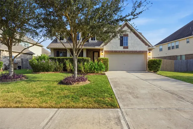 Popular Bayou Lakes Sec 3 Real Estate