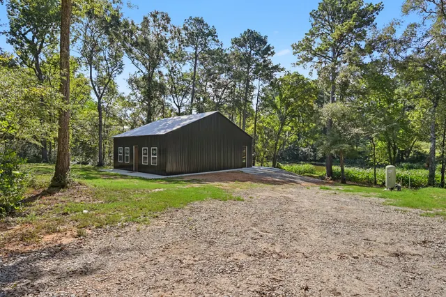 Popular Magnolia Lake Real Estate