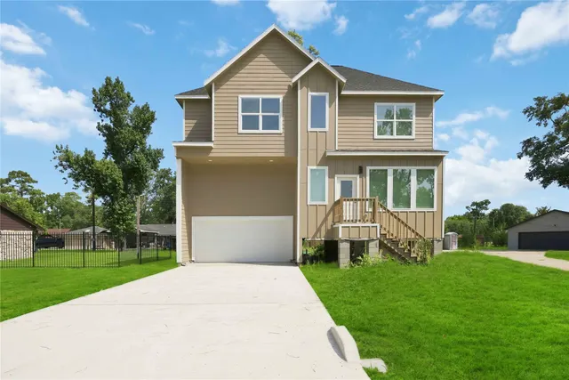 Expensive Castlewood Real Estate
