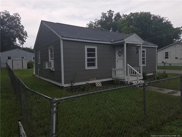 Popular Bonnie Doone Real Estate