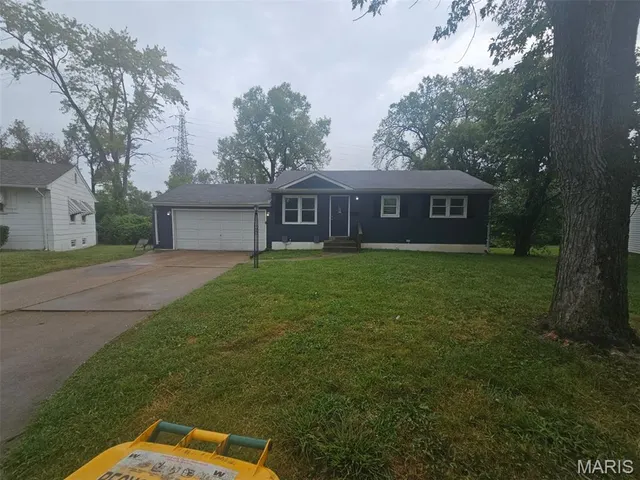 Cheap Belle Crest 3 Real Estate