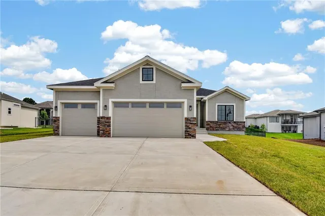 Cheap Adams Pointe Village Real Estate
