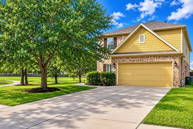 Popular Ashford Grove Sec 4 Real Estate