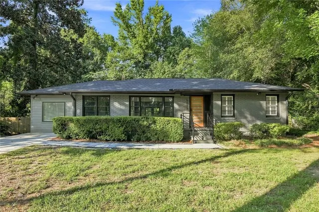 Popular Dunwoody Real Estate