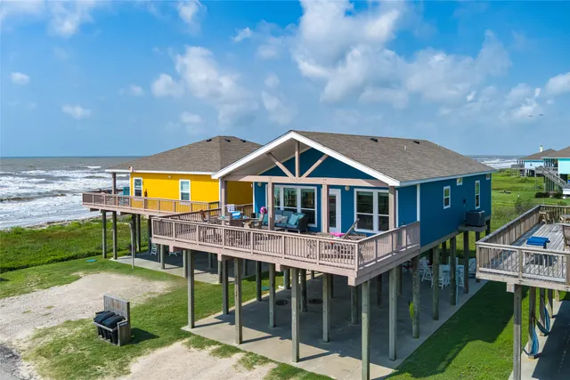 Popular 33 Caplen Real Estate