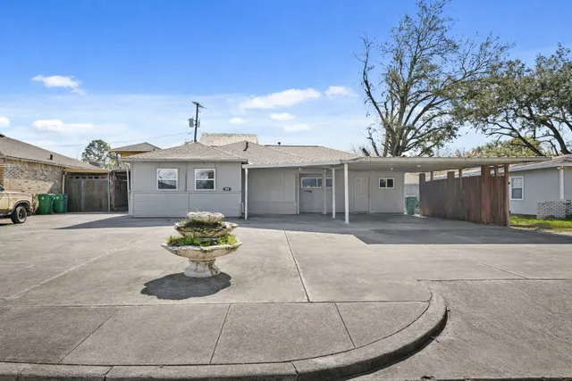 Popular Vince Heights Sec 03 Real Estate