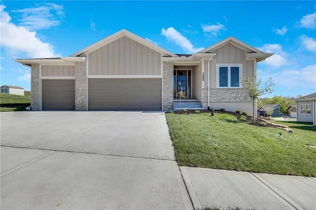 Popular Pleasant Hill Real Estate