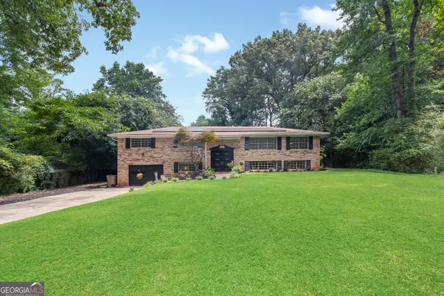 Expensive Noonday Hills Real Estate