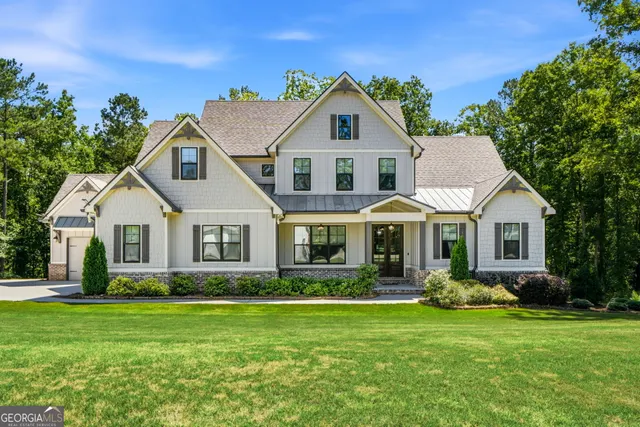 Popular Riata Real Estate