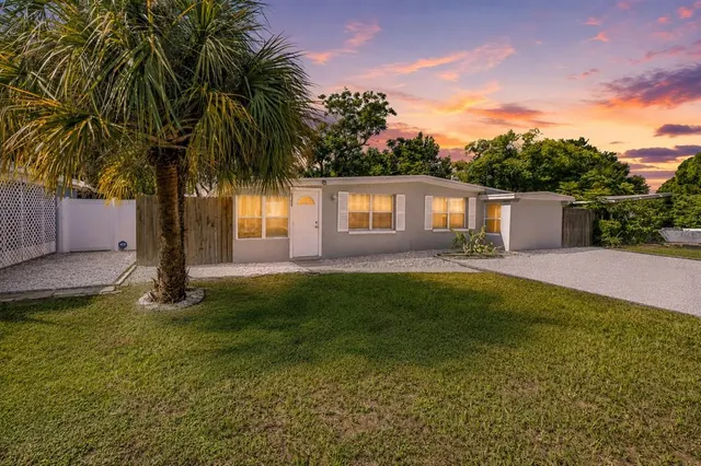 Expensive SEMINOLE GARDENS Real Estate