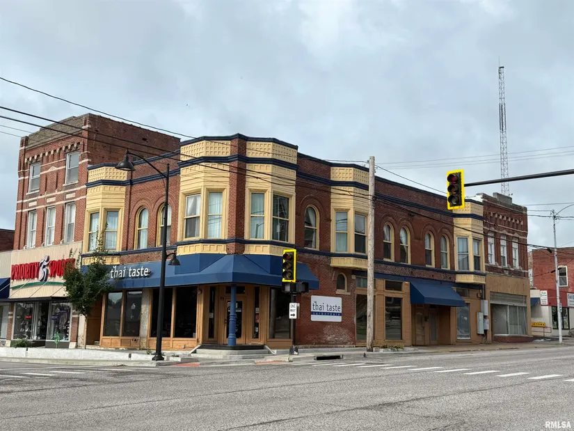 100 Illinois Ave, Carbondale, IL 62901-1450