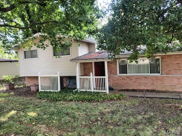 Cheap Olivette Real Estate
