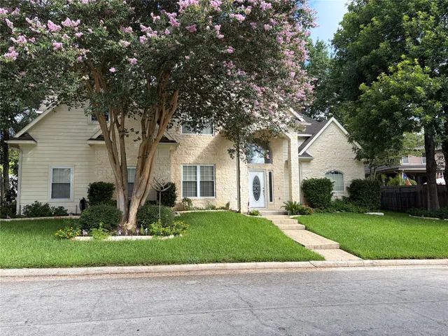 Popular Walden 17 Real Estate
