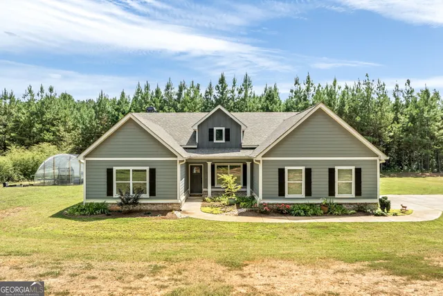 Cheap DOVE CREEK Real Estate