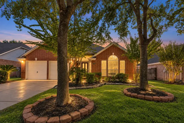 Popular Gleannloch Farms Real Estate