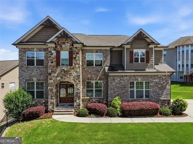 Expensive HILLS AT HAMILTON MILL Real Estate