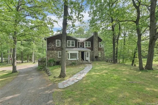 433 Rye Hill Road, Monroe NY 10950